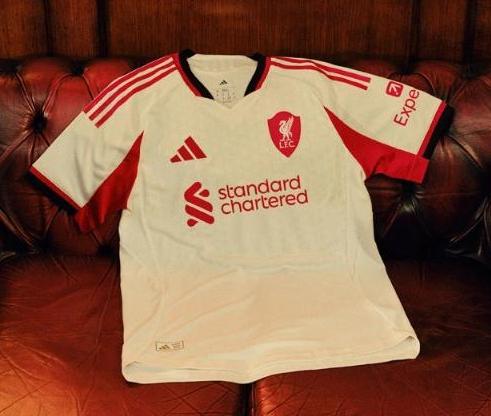 liverpool away jersey 25/26