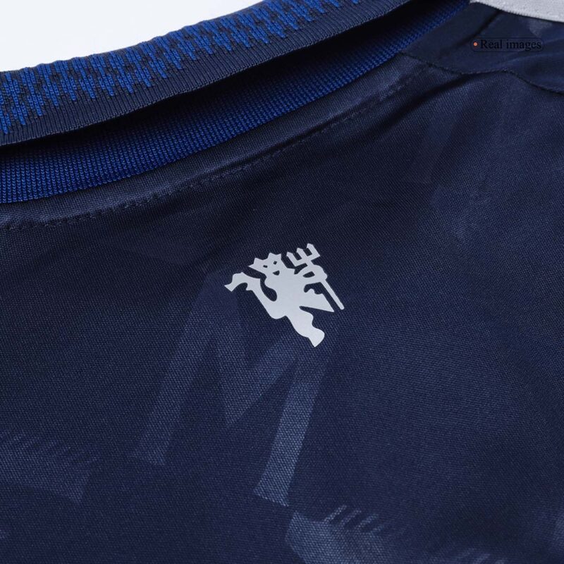 Kit de camisetas de fútbol para niños del Manchester United 2024/25