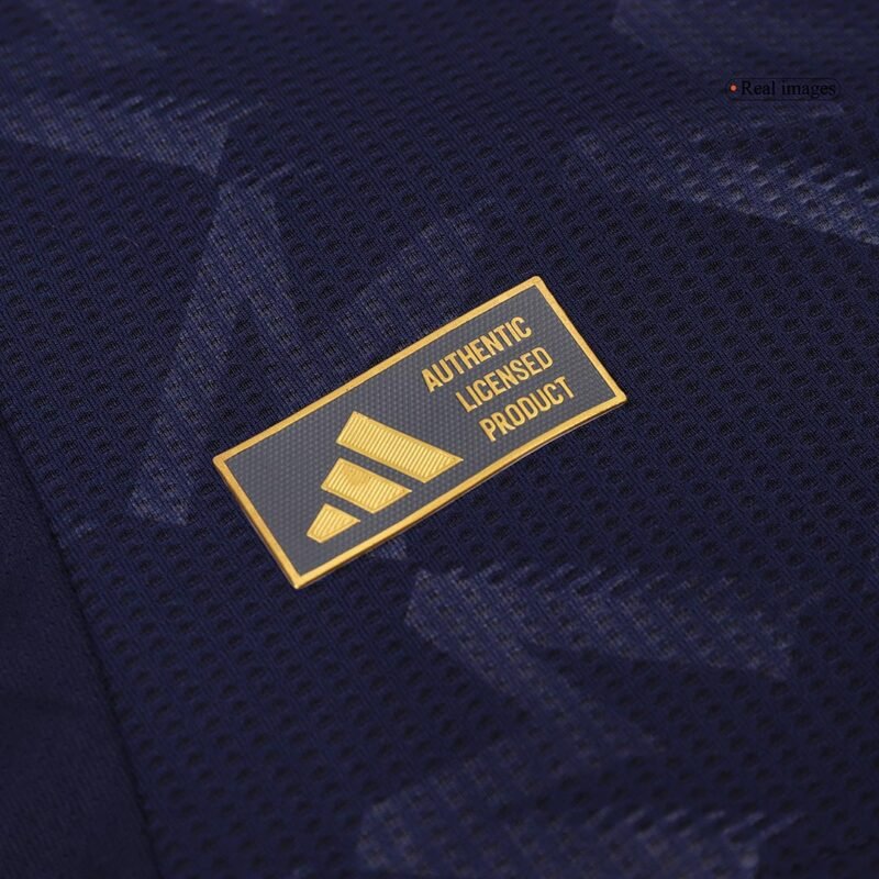 B.FERNANDES #8 Manchester United Away Authentic Soccer Jersey 2024/25