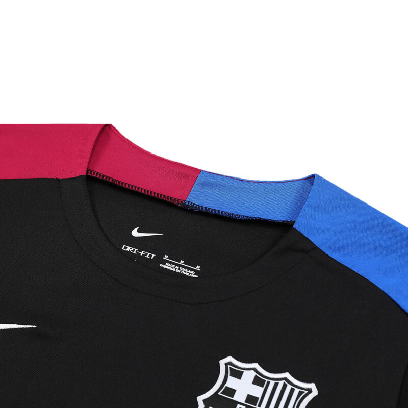 Kit de maillots d'avant-match de Barcelone 2024/25