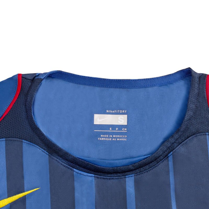 Vintage Soccer Jersey Barcelona Away 2004/05