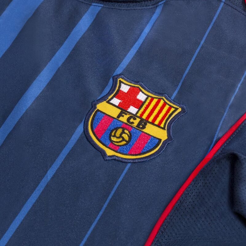 Vintage Soccer Jersey Barcelona Away 2004/05