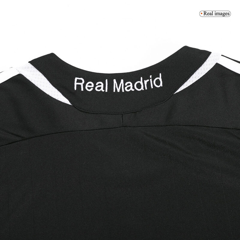 Vintage Soccer Jersey RAUL #7 Real Madrid Away 2006/07