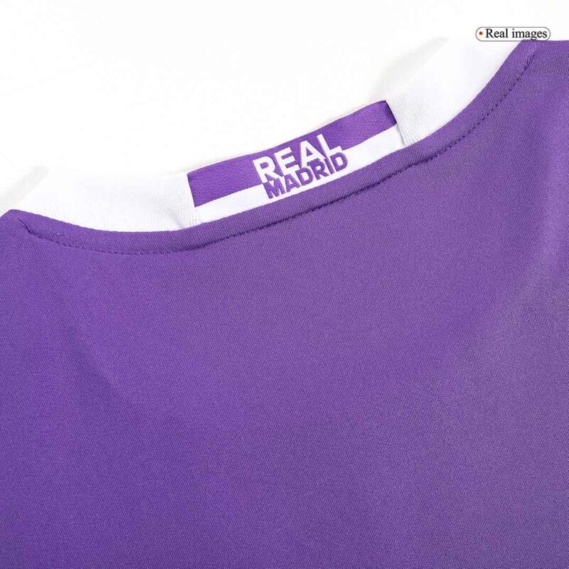 Vintage Soccer Jersey MODRIĆ #19 Real Madrid Away 2016/17