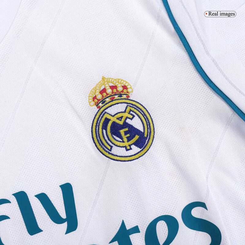 Vintage Soccer Jersey KROOS #8 Real Madrid Home 2017/18
