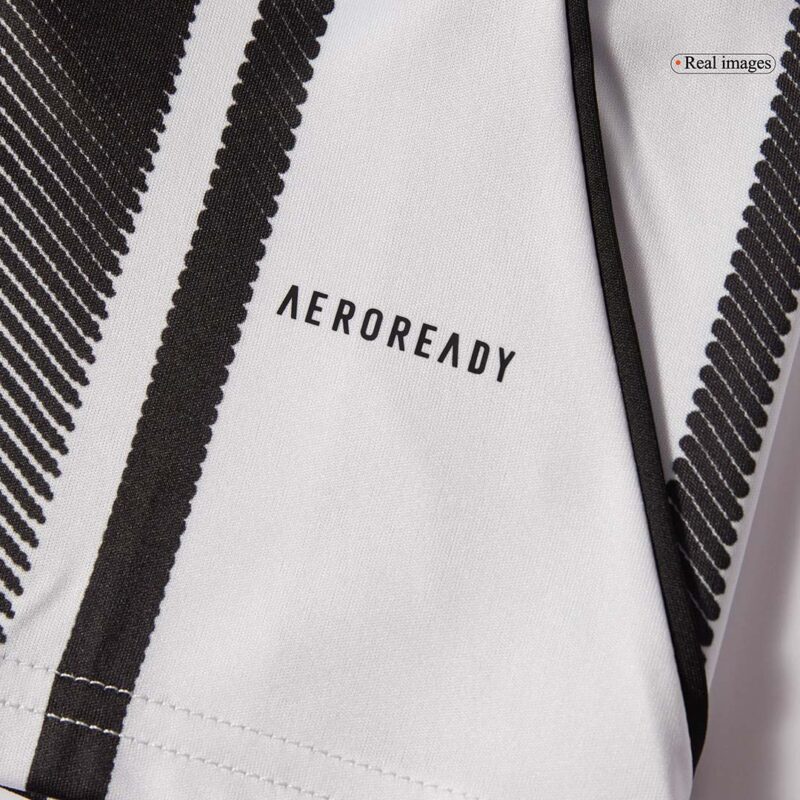 Juventus Home Jerseys Kit 2025/26