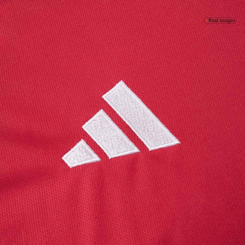 B.FERNANDES #8 Manchester United Home Soccer Jersey 2025/26