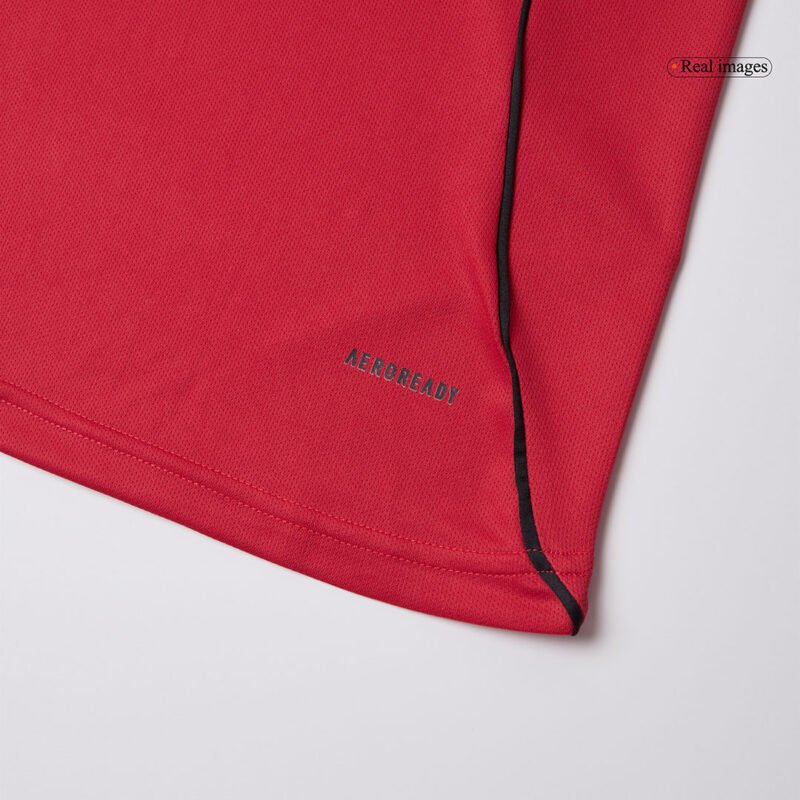 B.FERNANDES #8 Manchester United Home Soccer Jersey 2025/26