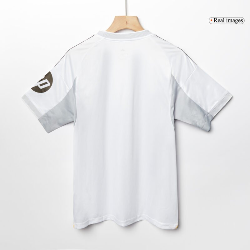 MBAPPÉ #10 Real Madrid Home Soccer Jersey 2025/26