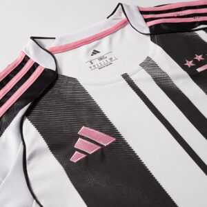 606702_6 Juventus Home Jerseys Full Kit 2025/26