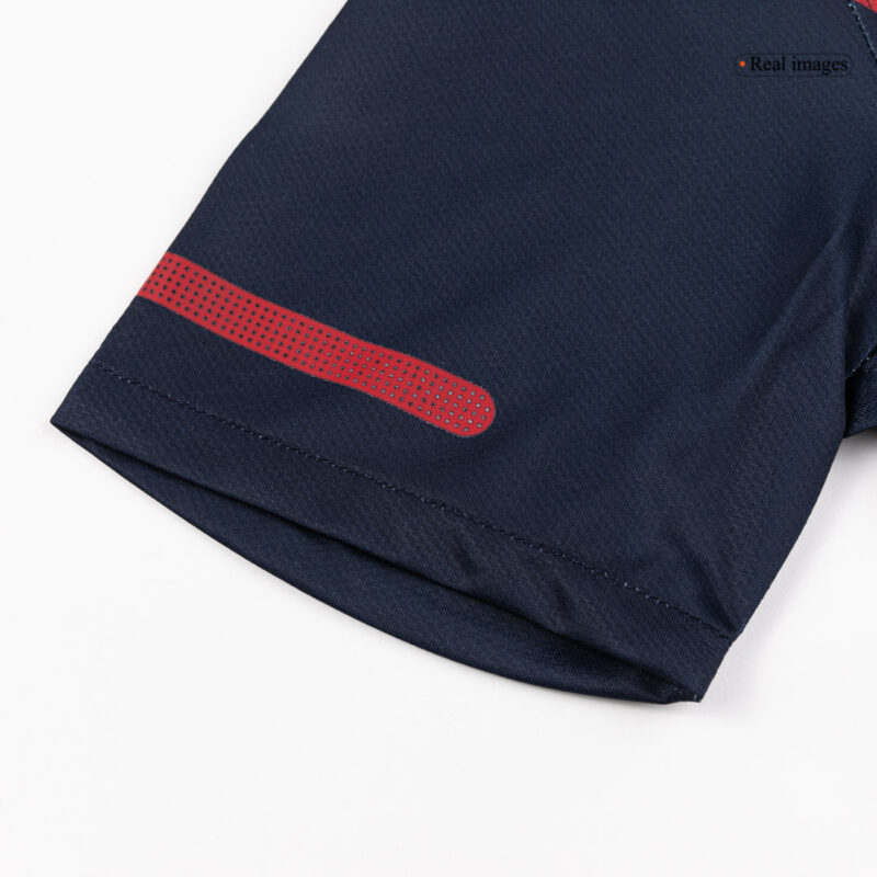 613912_7 USA Away Soccer Jersey Retro 2010