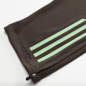 Real Madrid Sweatshirt Kit 2025/26 - Green (Top+Pants)