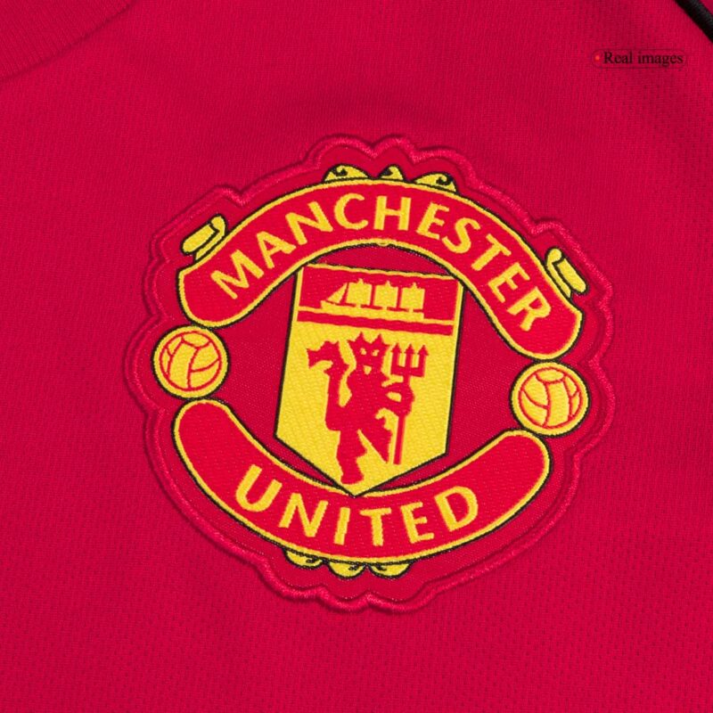 ŠEŠKO #30 Manchester United Home Soccer Jersey 2025/26