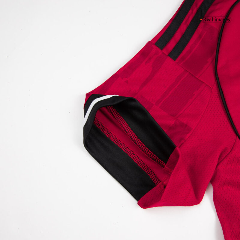 ŠEŠKO #30 Manchester United Home Soccer Jersey 2025/26