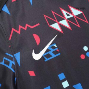 475424_9 Portugal Pre-Match Training Jersey Replica 2024/25